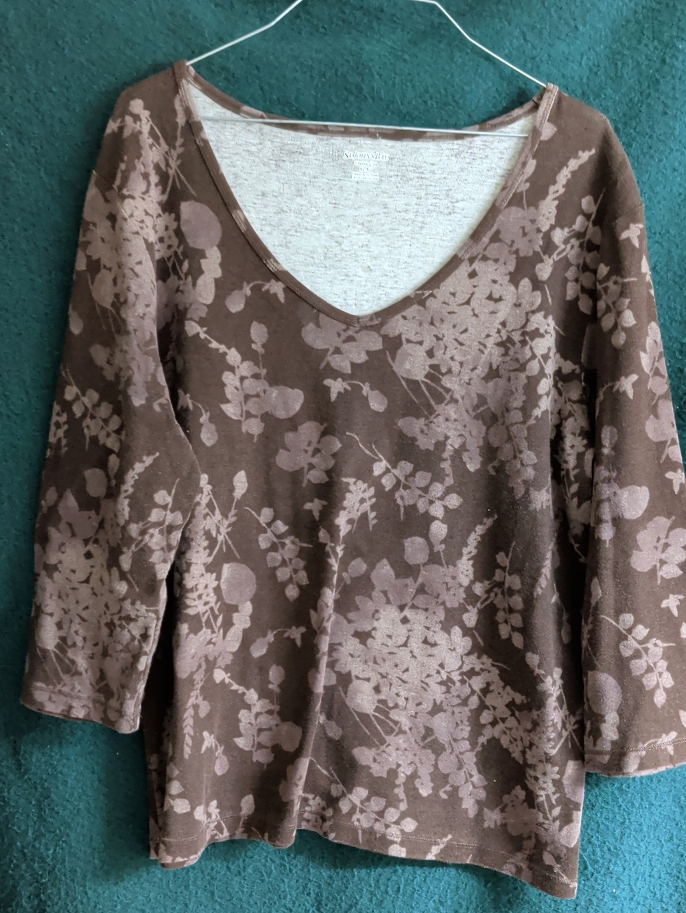 St. John's Bay Brown Floral V-Neck Long Sleeve Top